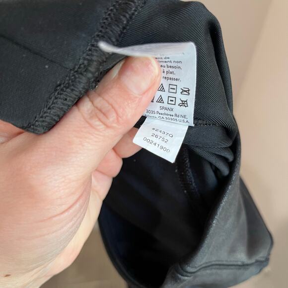 Spanx Faux Leather Black Legging SZ Small Petite - Picture 5 of 8